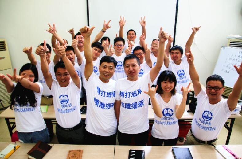 企業(yè)問(wèn)什么要統(tǒng)一工作服