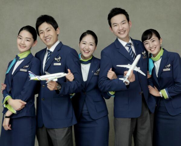 空乘制服服飾的相同點