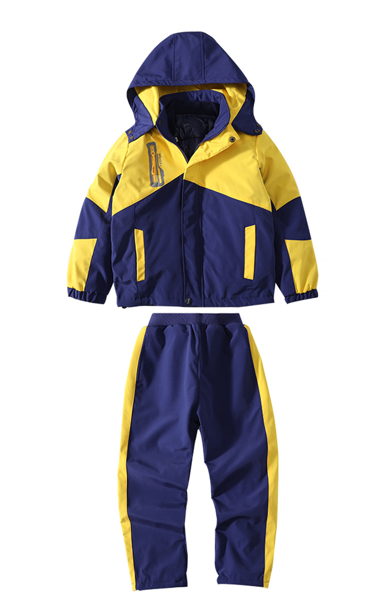 冬季初中生運動防水校服定制款式圖片