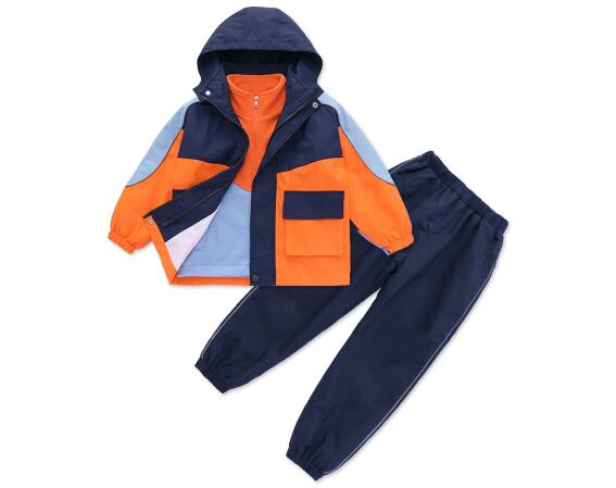 中小學校服變相強買?教育部回應(yīng)